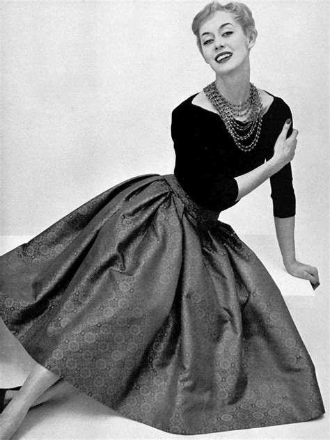 dior dresses 1950s|christian Dior 1950s fashion pictures.